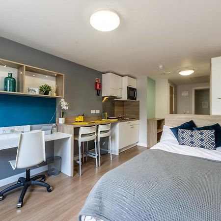Joivy Affordable Edinburgh - Adults Only Otel Dış mekan fotoğraf