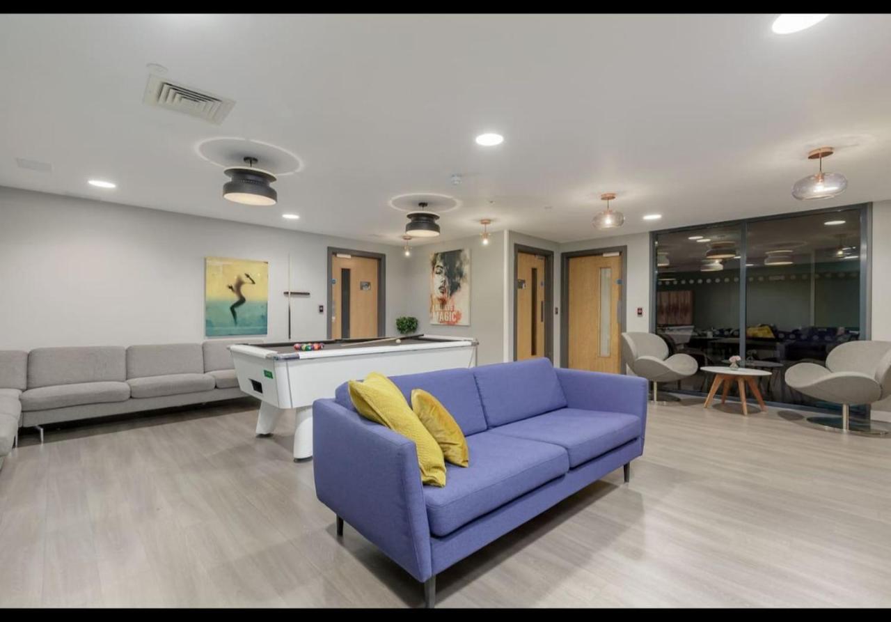 Joivy Affordable Edinburgh - Adults Only Otel Dış mekan fotoğraf