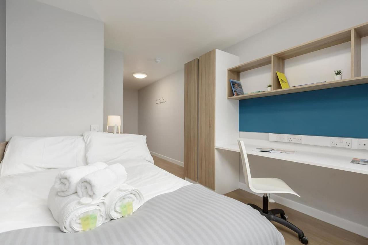 Joivy Affordable Edinburgh - Adults Only Otel Dış mekan fotoğraf