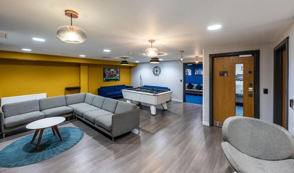 Joivy Affordable Edinburgh - Adults Only Otel Dış mekan fotoğraf