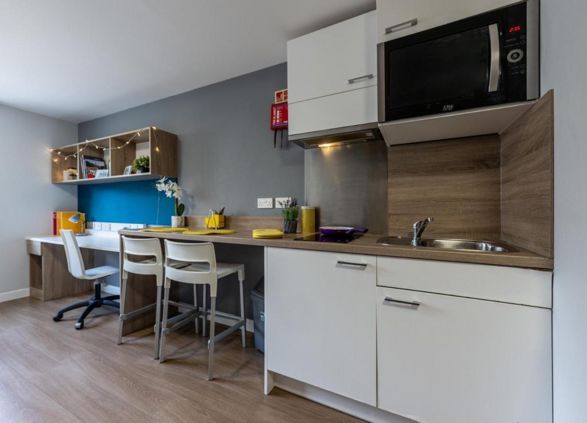 Joivy Affordable Edinburgh - Adults Only Otel Dış mekan fotoğraf